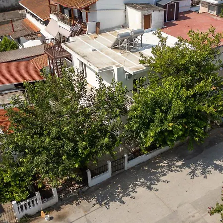 The Whitehouse * Agia Triada (Thessaloniki)