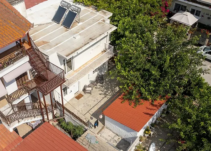 The Whitehouse Agia Triada (Thessaloniki)