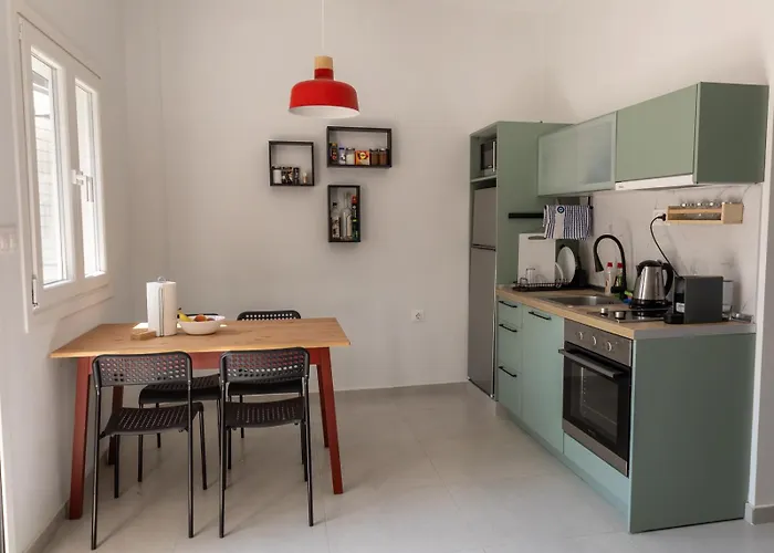 The Whitehouse Agia Triada (Thessaloniki)